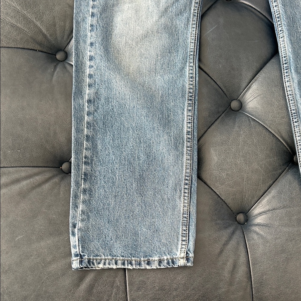 Levi’s Vintage looking 505 Jeans 30X30  A+++ distressed for a 2019 Jean - Picture 7 of 12